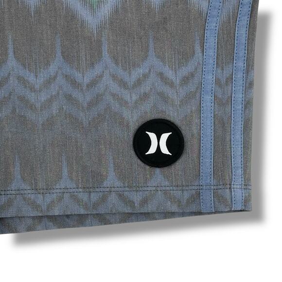Hurley Phantom Naturals Tailgate Southwestern Ikat Board Shorts 18" Mens Sz 30 - Picture 3 of 8